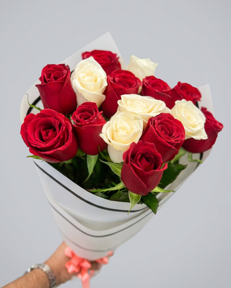 Red & White Roses Bouquet