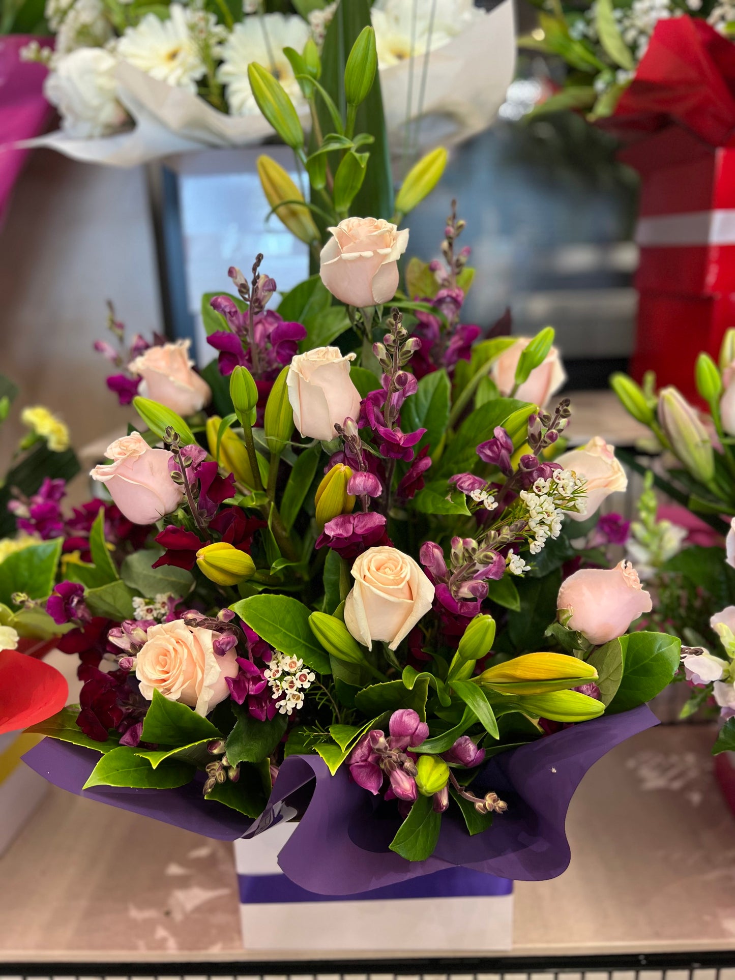Lily & Roses Box