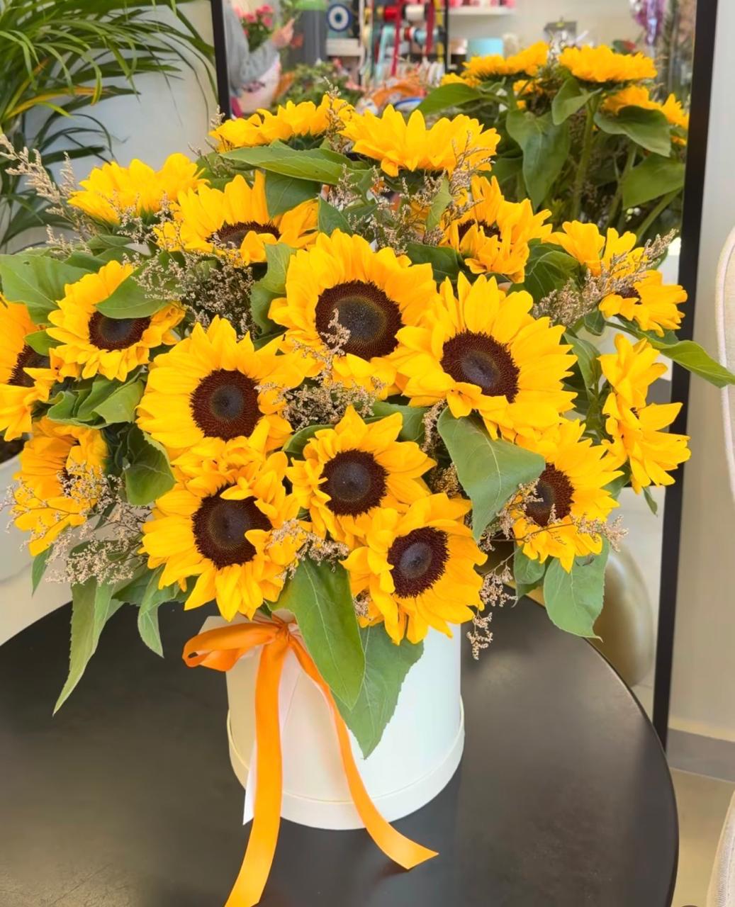 Sunflower Majesty Vase