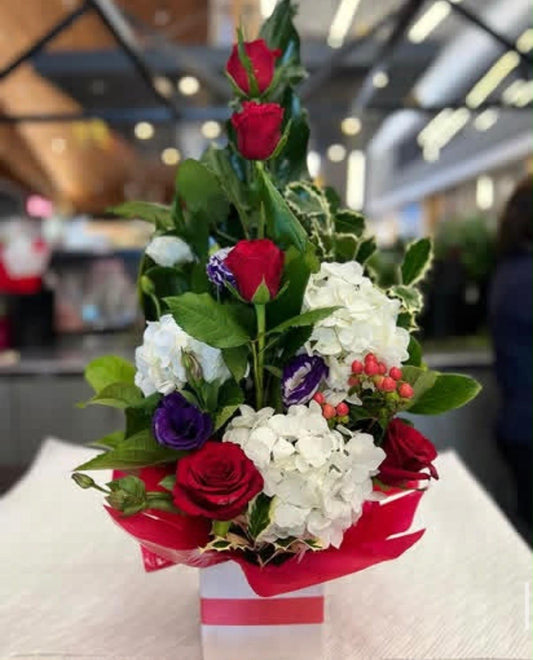 Christmas Eve Box Arrangement