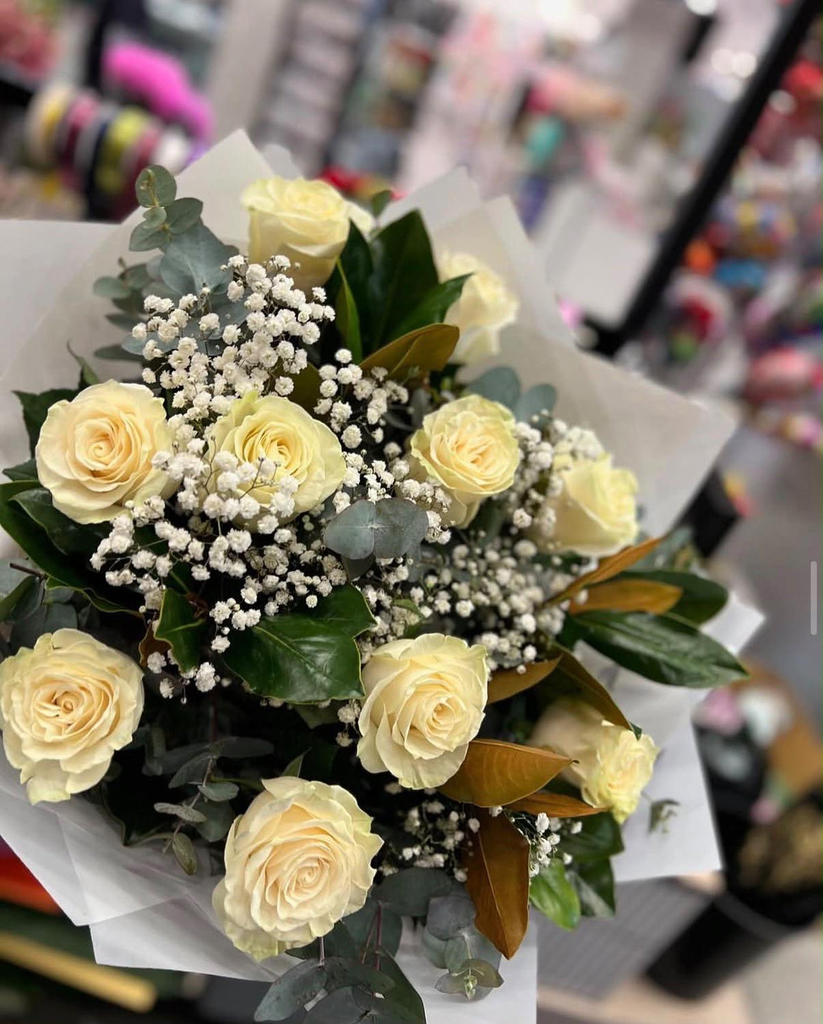 Ivory Dozen Roses Bouquet
