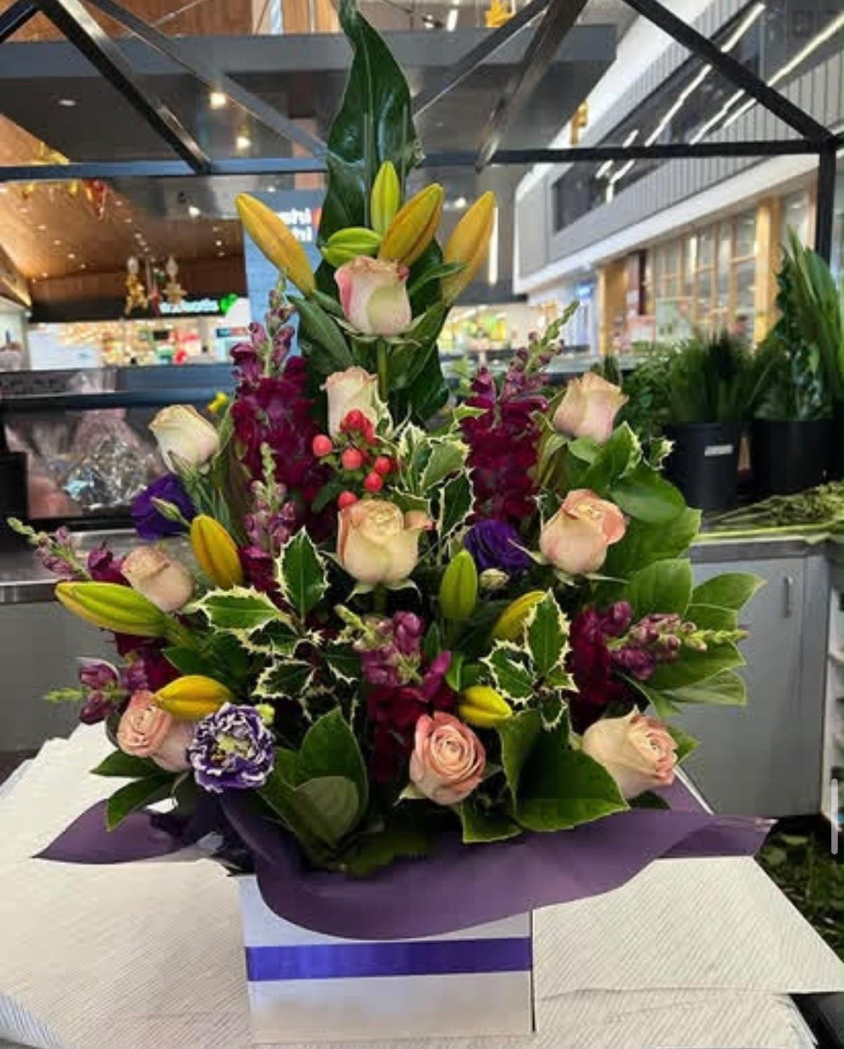 Vivid Petals Christmas Day Box
