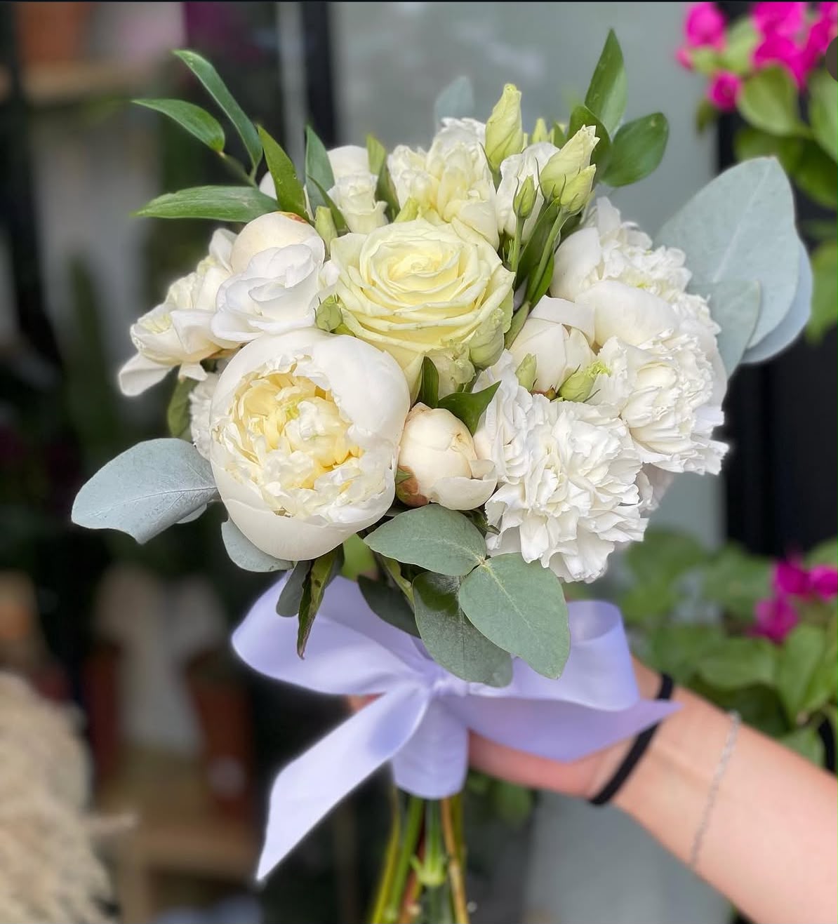 White Grace Bouquet